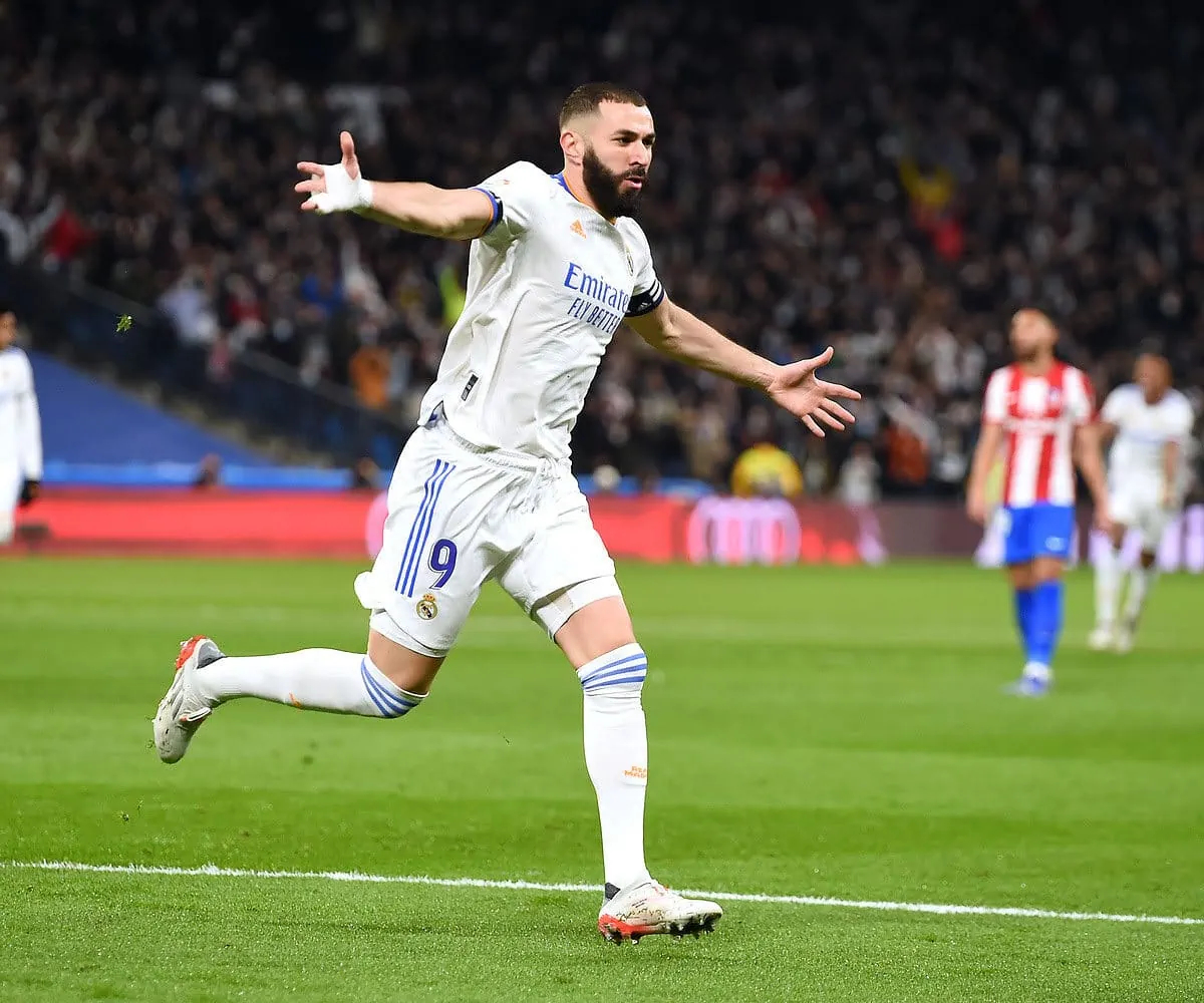 姆巴佩进球数据亮眼却影响队友？解析锋线队友进球机会减少与球队战术布局