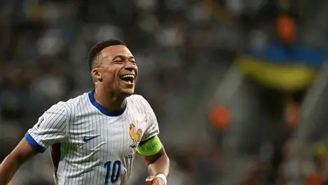 曼城哈兰德双响破纪录，欧洲赛场2-0胜那不勒斯